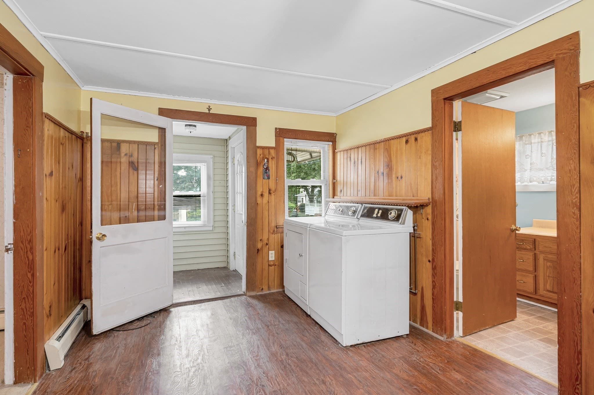 Single Family Residence at 114 Old Meadow Rd, Dracut MA 01826, Dracut, photo 6 of 38