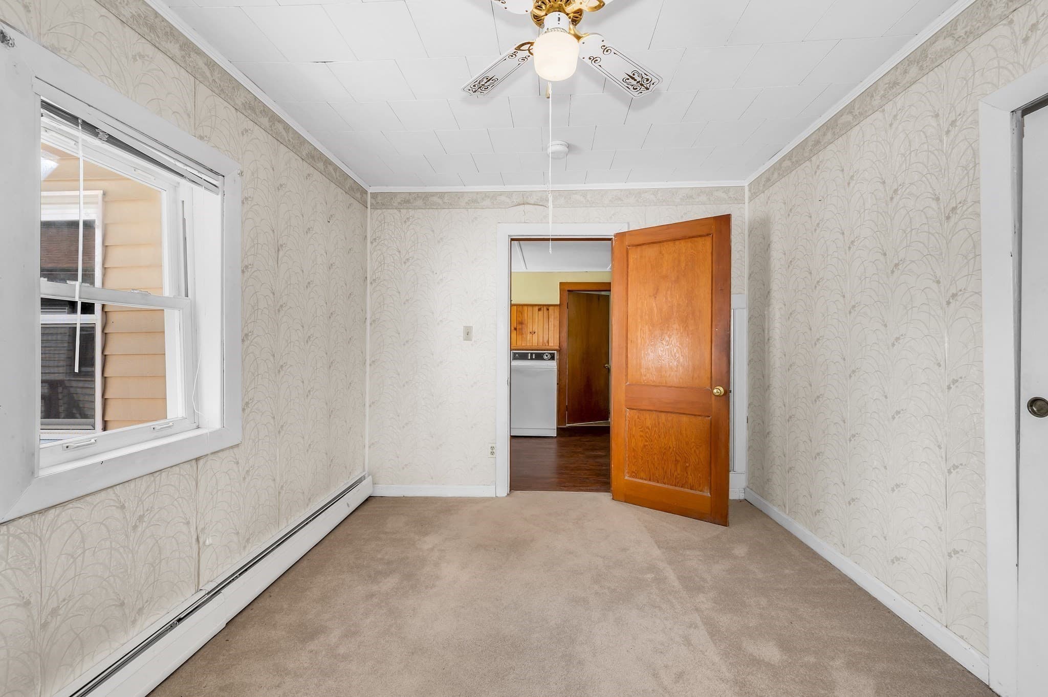 Single Family Residence at 114 Old Meadow Rd, Dracut MA 01826, Dracut, photo 19 of 38