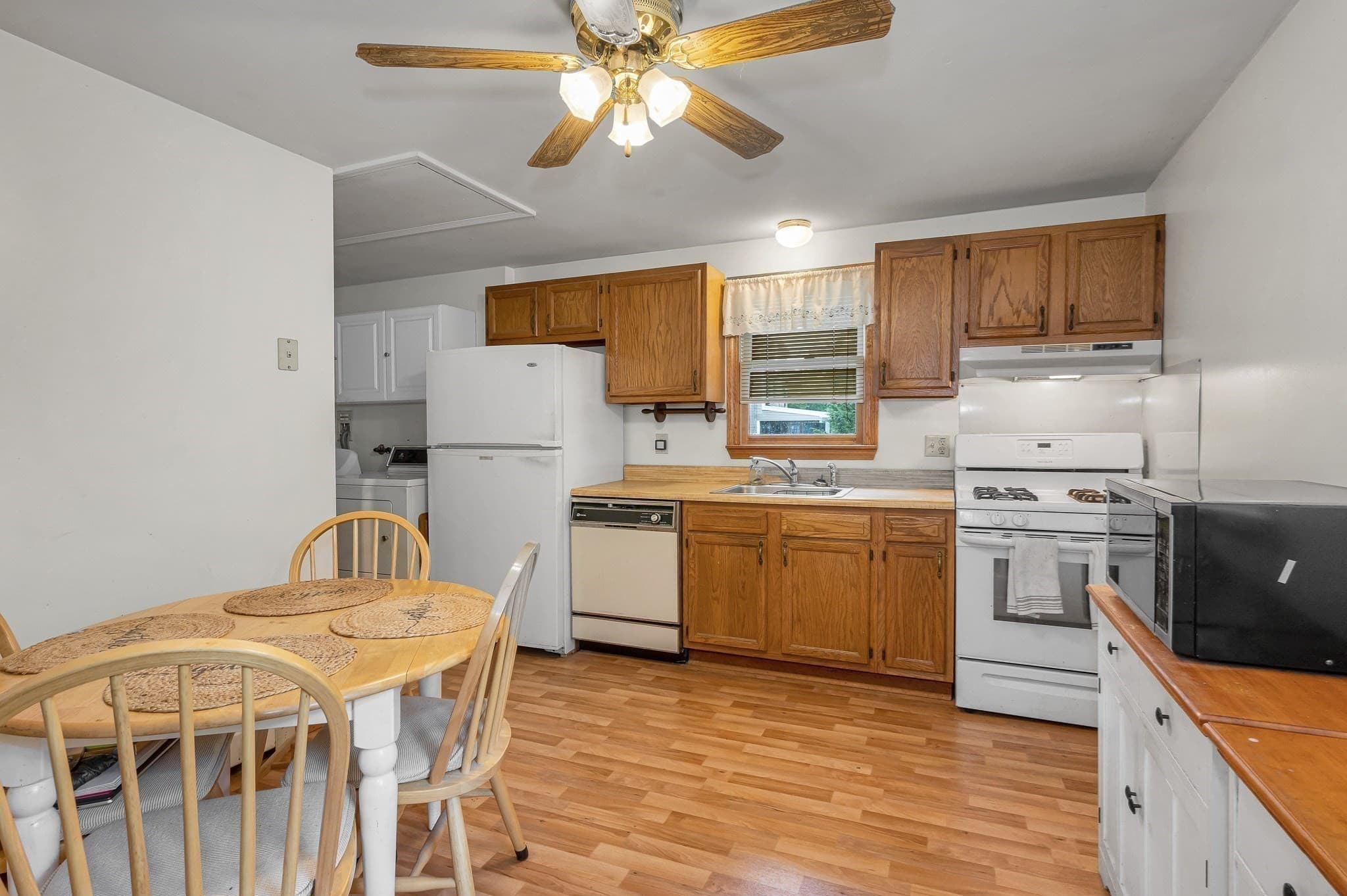 Single Family Residence at 114 Old Meadow Rd, Dracut MA 01826, Dracut, photo 21 of 38