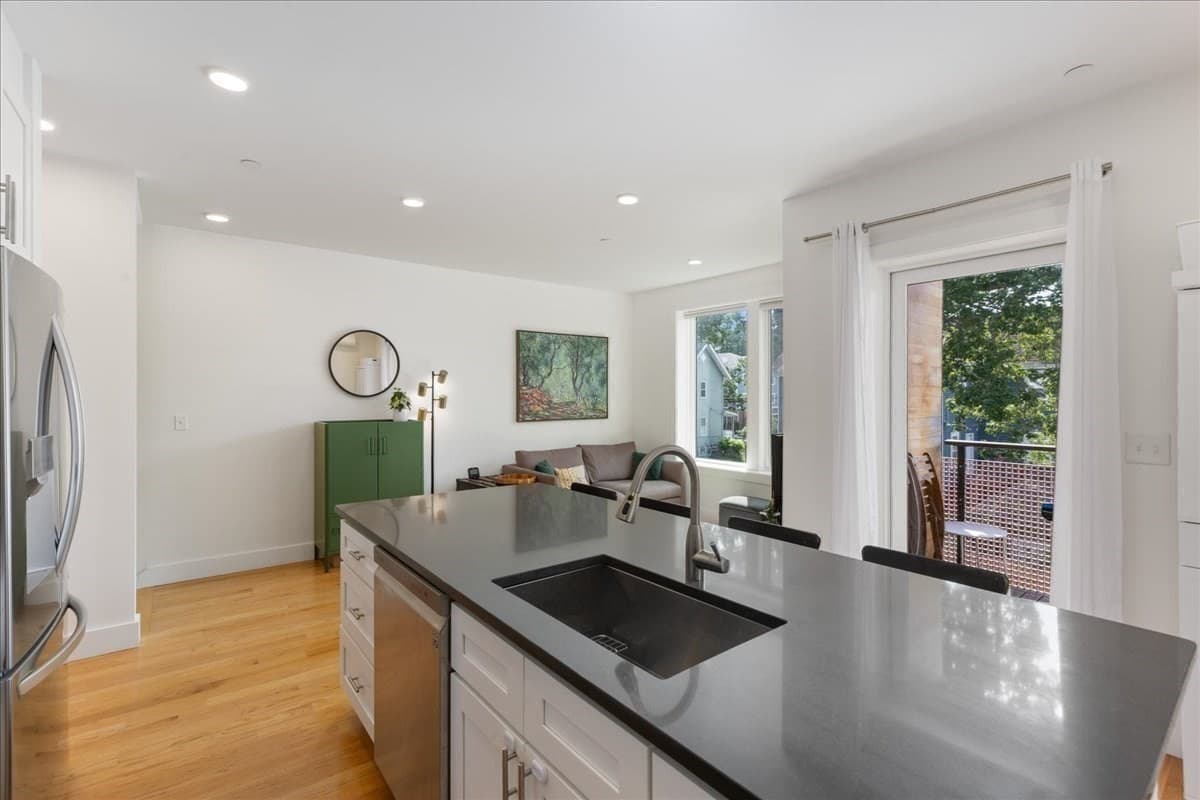 Condominium at 38 Colonial # 2, Boston MA 02124, Boston, photo 10 of 41