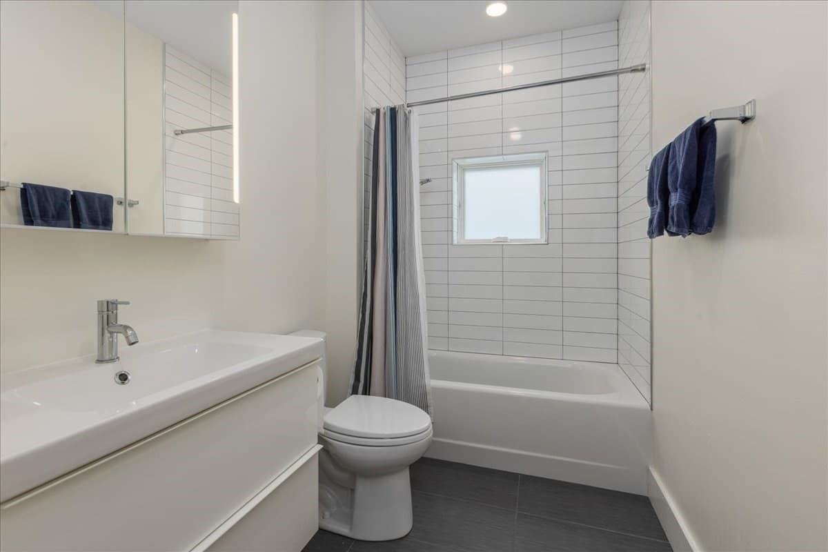 Condominium at 38 Colonial # 2, Boston MA 02124, Boston, photo 15 of 41
