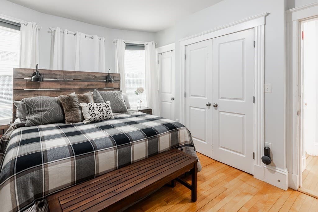 Condominium at 122-124 Beacon Hill Ave # 1, Lynn MA 01902, Lynn, photo 15 of 29