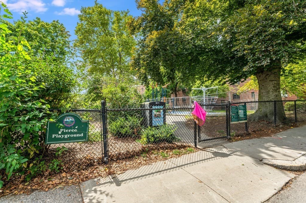 Condominium at 55 Harvard Ave # 6, Brookline MA 02446, Brookline, photo 24 of 25