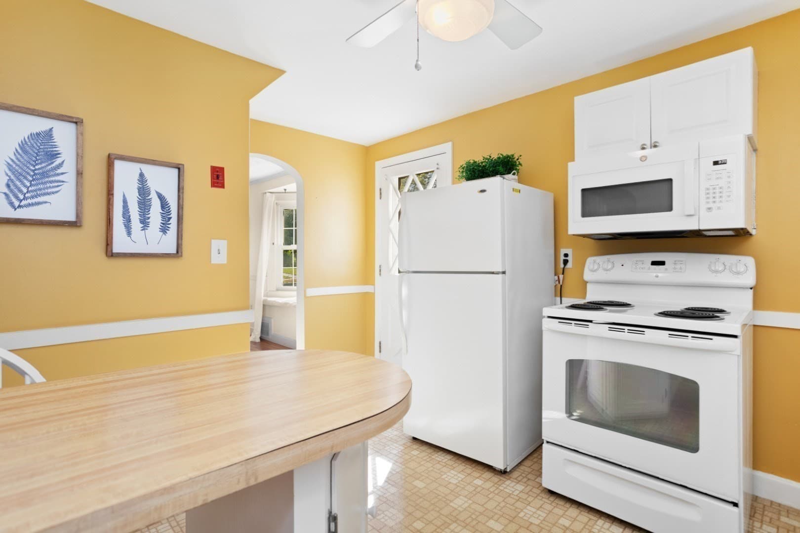 Single Family Residence at 4 Stanton Road, Stoneham MA 02180, Stoneham, photo 12 of 42