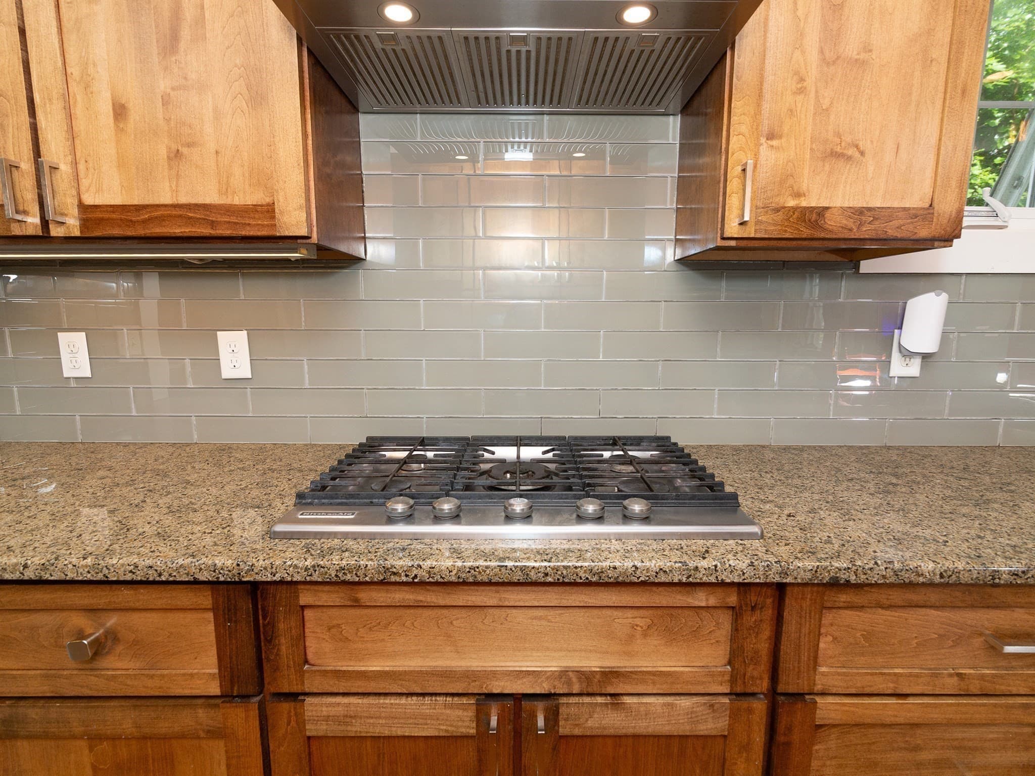 Single Family Residence at 336 Franklin St, Framingham MA 01702, Framingham, photo 13 of 40