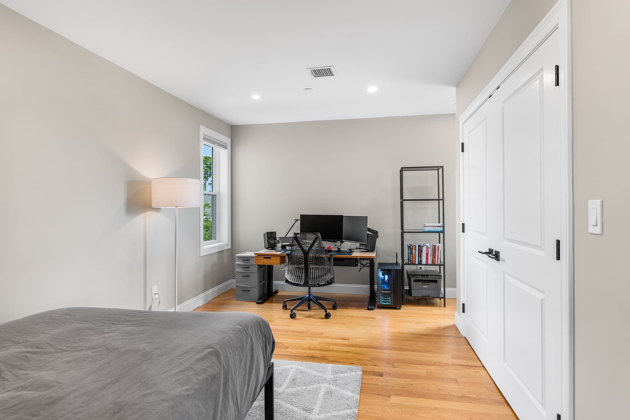 Condominium at 170 Bradford St # 3, Everett MA 02149, Everett, photo 17 of 33