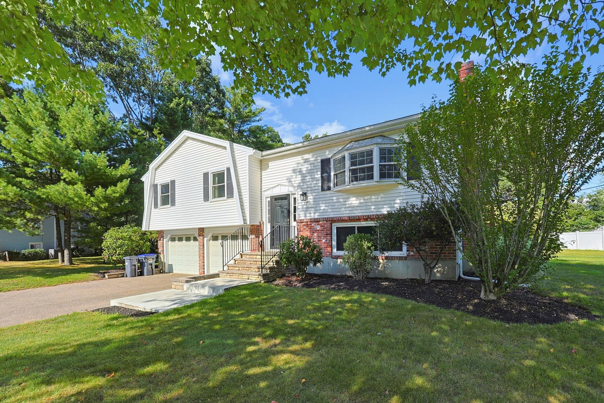Single Family Residence at 1 Garrison Dr, Plainville MA 02762, Plainville, photo 3 of 35