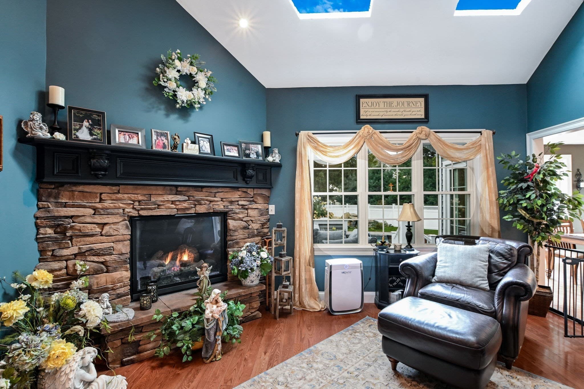 Single Family Residence at 50 Craven Ct, Taunton MA 02780, Taunton, photo 12 of 39