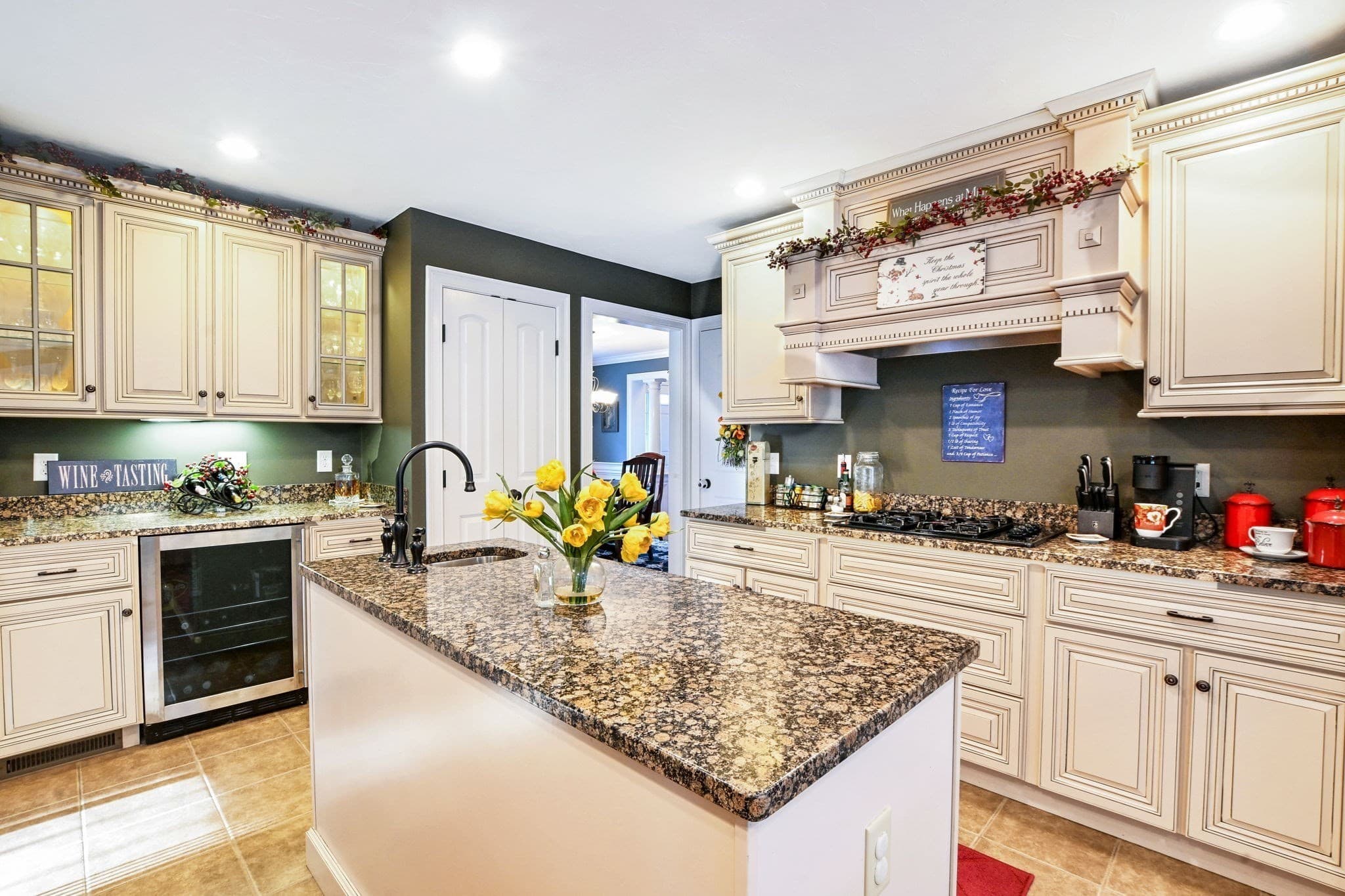 Single Family Residence at 50 Craven Ct, Taunton MA 02780, Taunton, photo 18 of 39