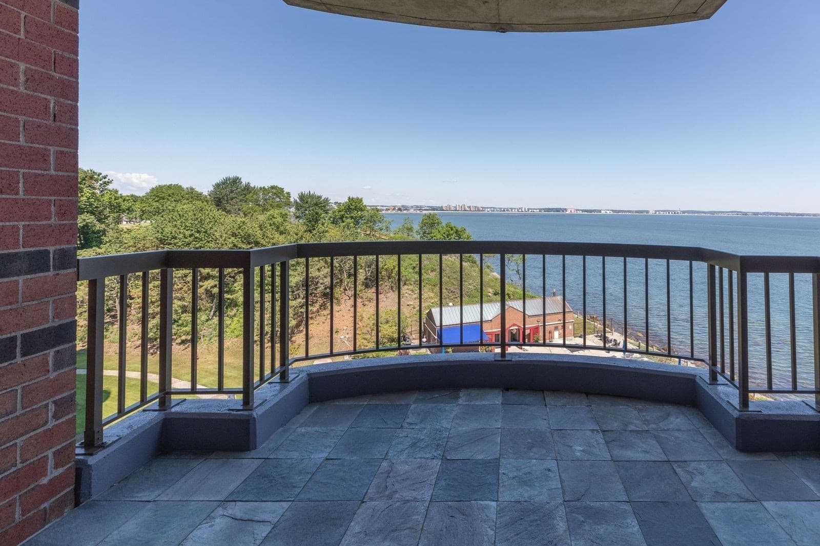 Condominium at 3 Seal Harbor Rd # 632, Winthrop MA 02152, Winthrop, photo 3 of 30