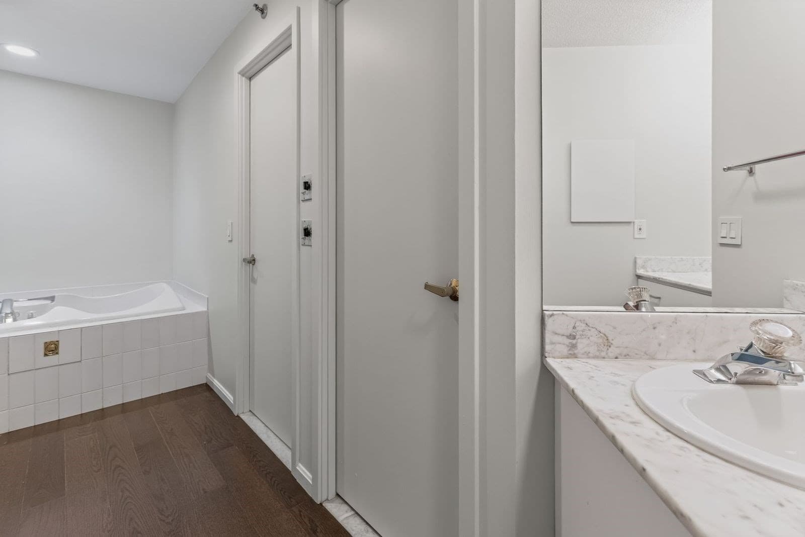 Condominium at 3 Seal Harbor Rd # 632, Winthrop MA 02152, Winthrop, photo 14 of 30