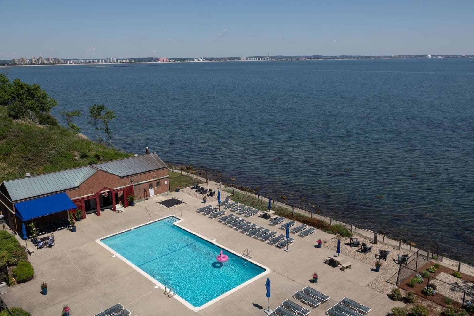Condominium at 3 Seal Harbor Rd # 632, Winthrop MA 02152, Winthrop, photo 11 of 30