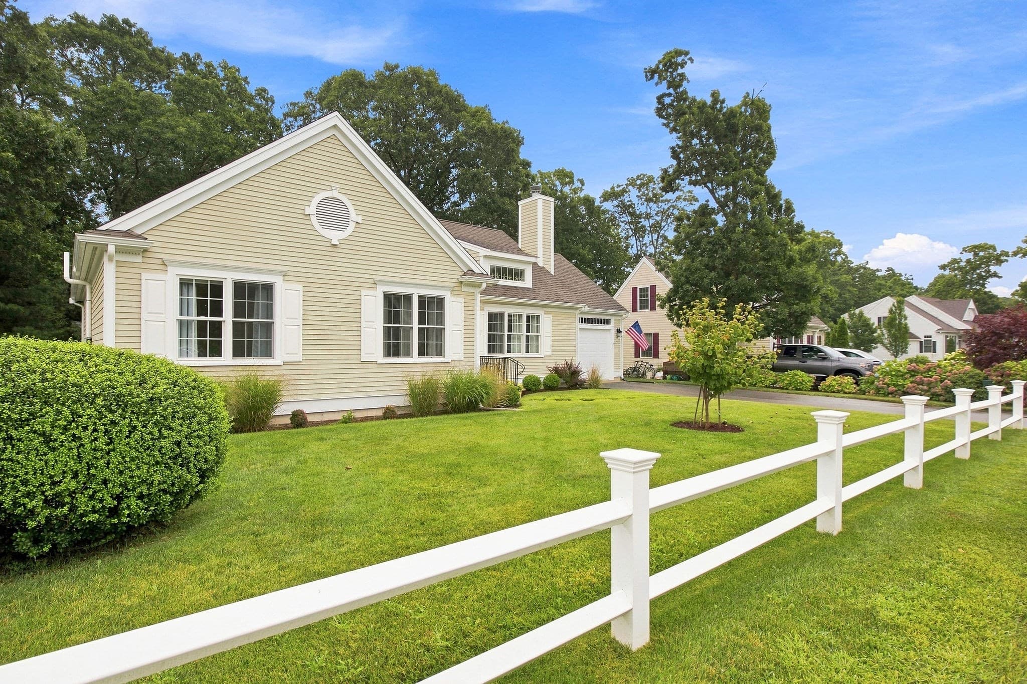 Single Family Residence at 40 Settlers Ln, Barnstable MA 02601, Barnstable, photo 2 of 41