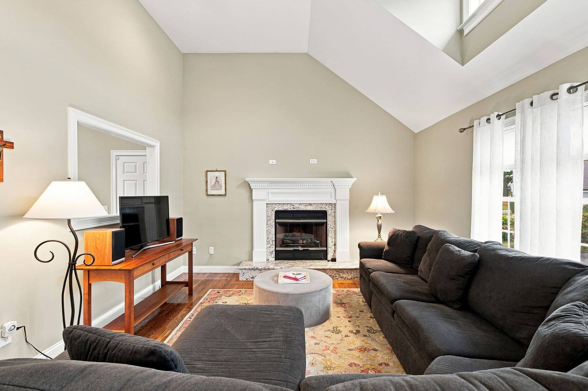 Single Family Residence at 40 Settlers Ln, Barnstable MA 02601, Barnstable, photo 9 of 41