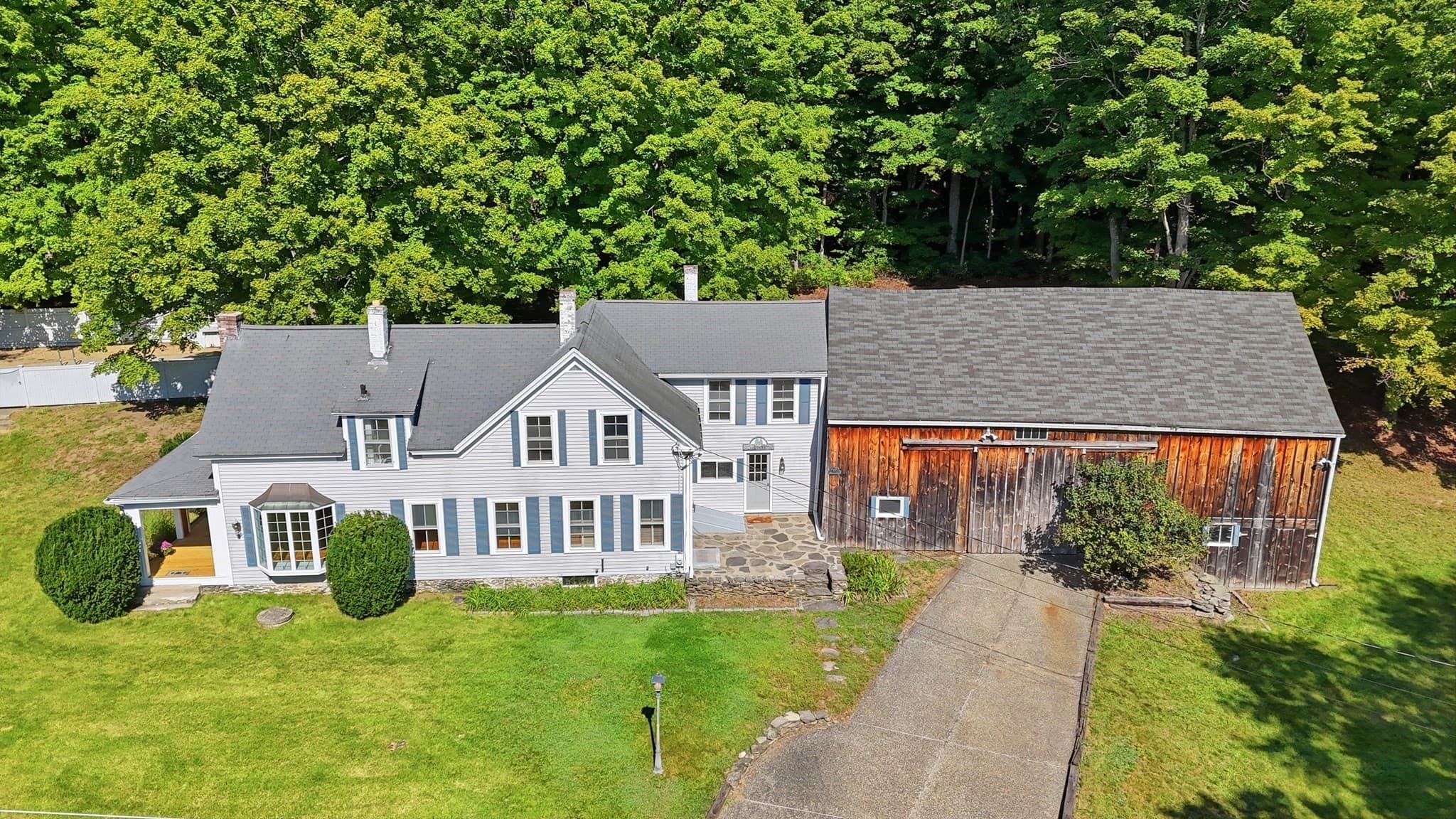 85 Wallace Hill, Townsend MA 01469