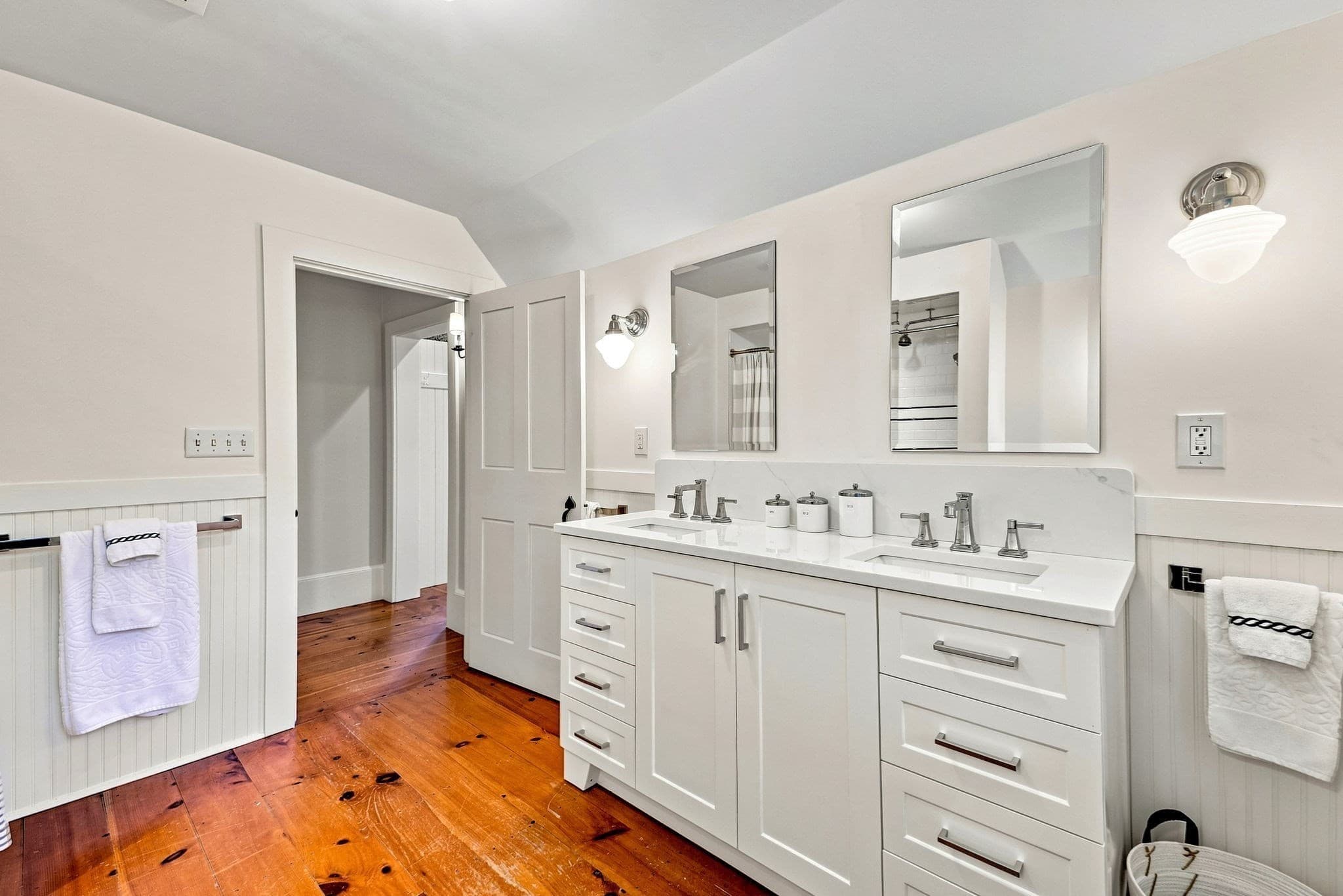 Single Family Residence at 81 Central St, Andover MA 01810, photo 24 of 36