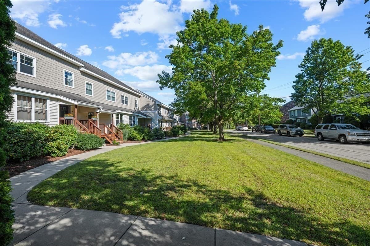 Condominium at 4 Mayberry Dr, Westborough MA 01581, Westborough, photo 34 of 40