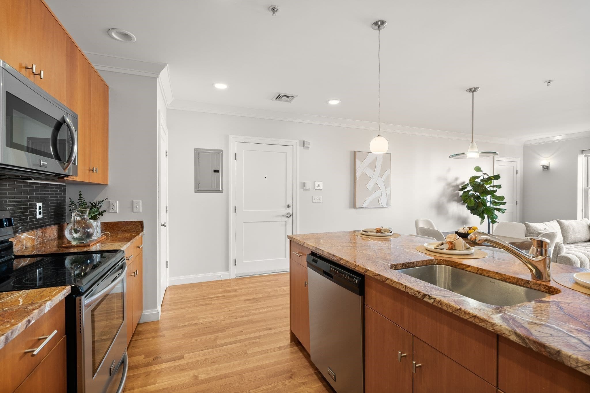 Condominium at 156 Green St # 205, Boston MA 02130, photo 12 of 34