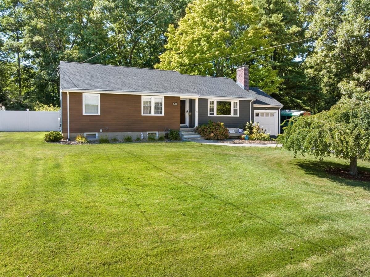 147 Howe Street, Natick MA 01760