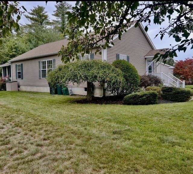 Single Family Residence at 21 Hemlock Dr, Bridgewater MA 02324, Bridgewater, photo 3 of 22