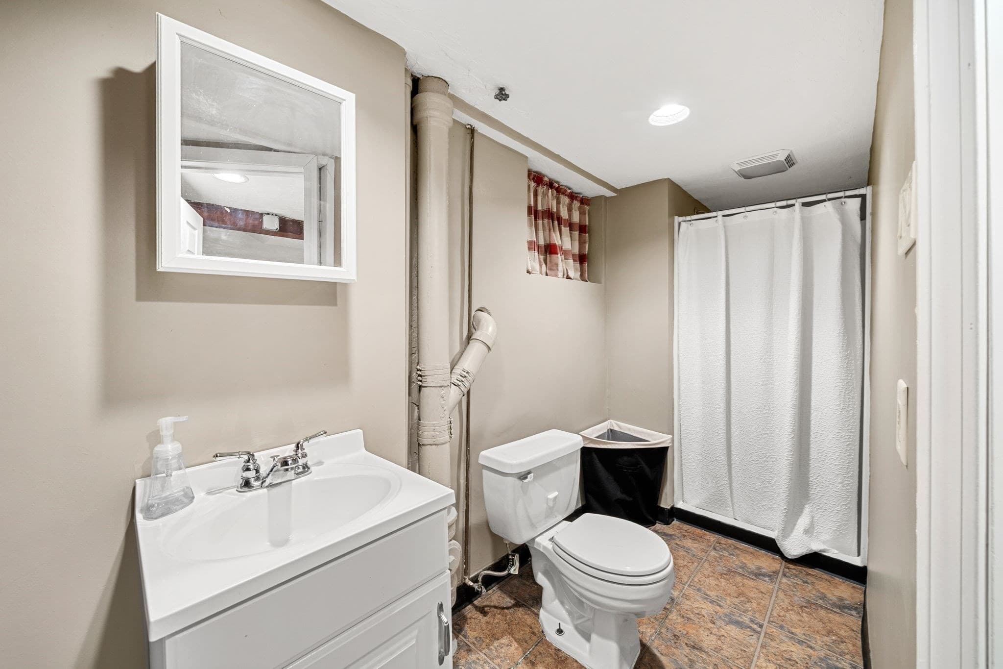 Single Family Residence at 84 Myrtlebank Avenue, Boston MA 02124, photo 26 of 42