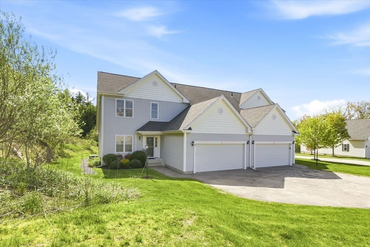 30 Shadow Creek Lane # 30, Ashland MA 01721