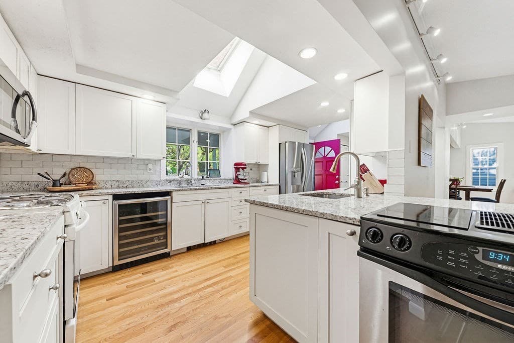 Single Family Residence at 49 Ashcroft Rd, Sharon MA 02067, Sharon, photo 2 of 42