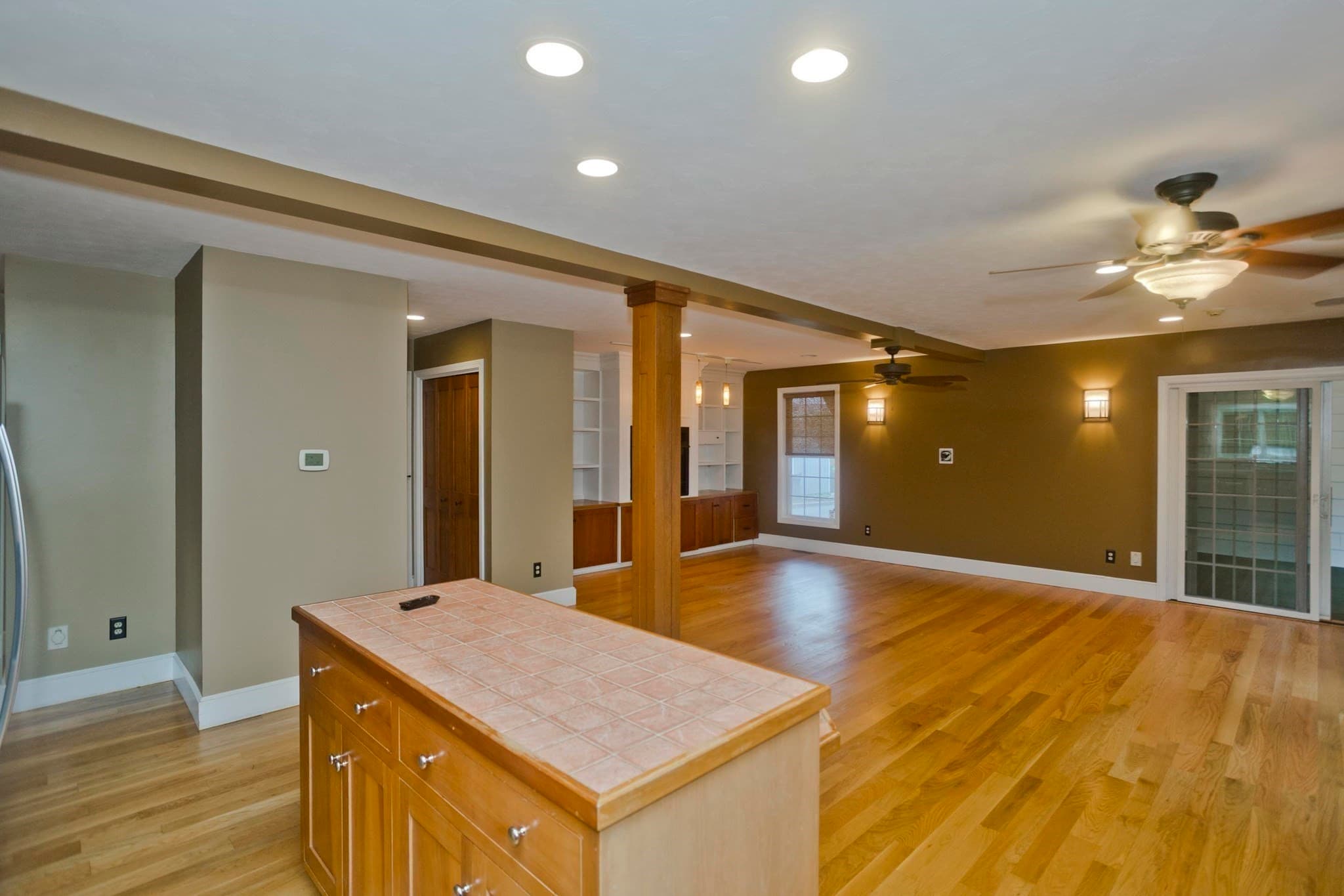 Single Family Residence at 76 Somers Road, East Longmeadow MA 01028, East Longmeadow, photo 7 of 42