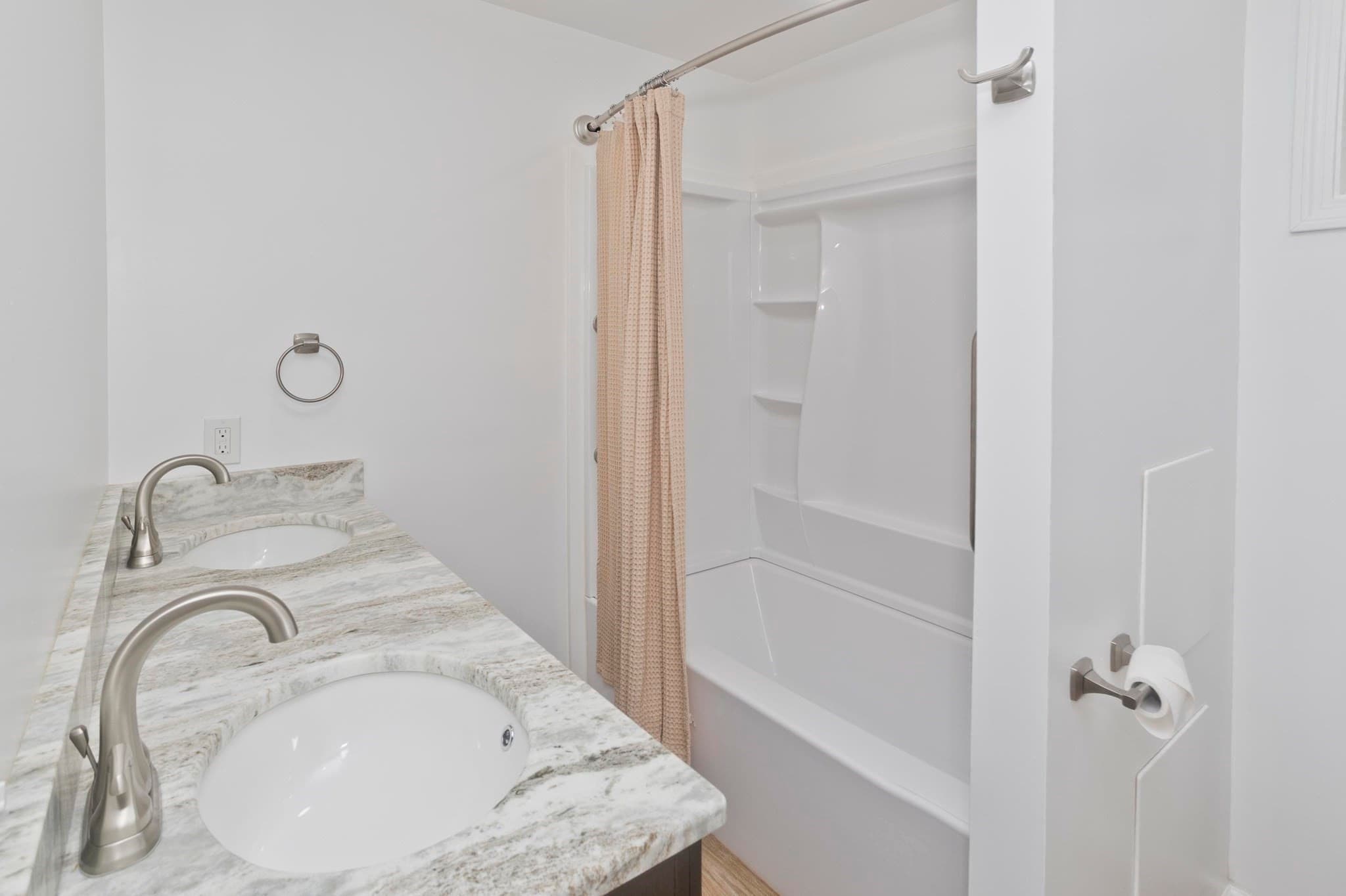 Single Family Residence at 76 Somers Road, East Longmeadow MA 01028, East Longmeadow, photo 20 of 42