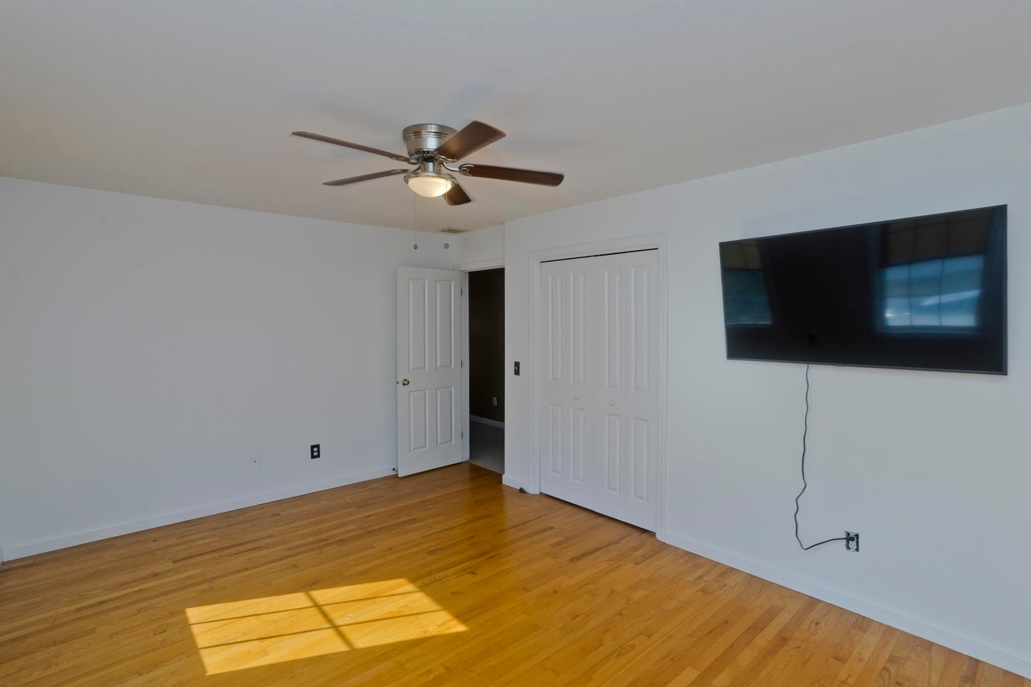 Single Family Residence at 76 Somers Road, East Longmeadow MA 01028, East Longmeadow, photo 18 of 42