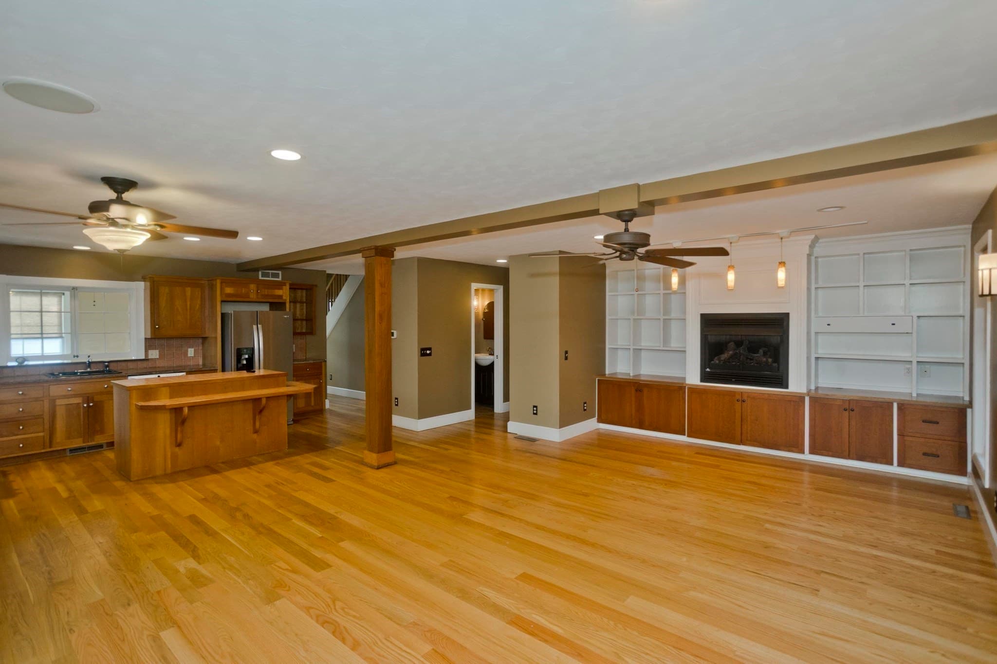 Single Family Residence at 76 Somers Road, East Longmeadow MA 01028, East Longmeadow, photo 4 of 42