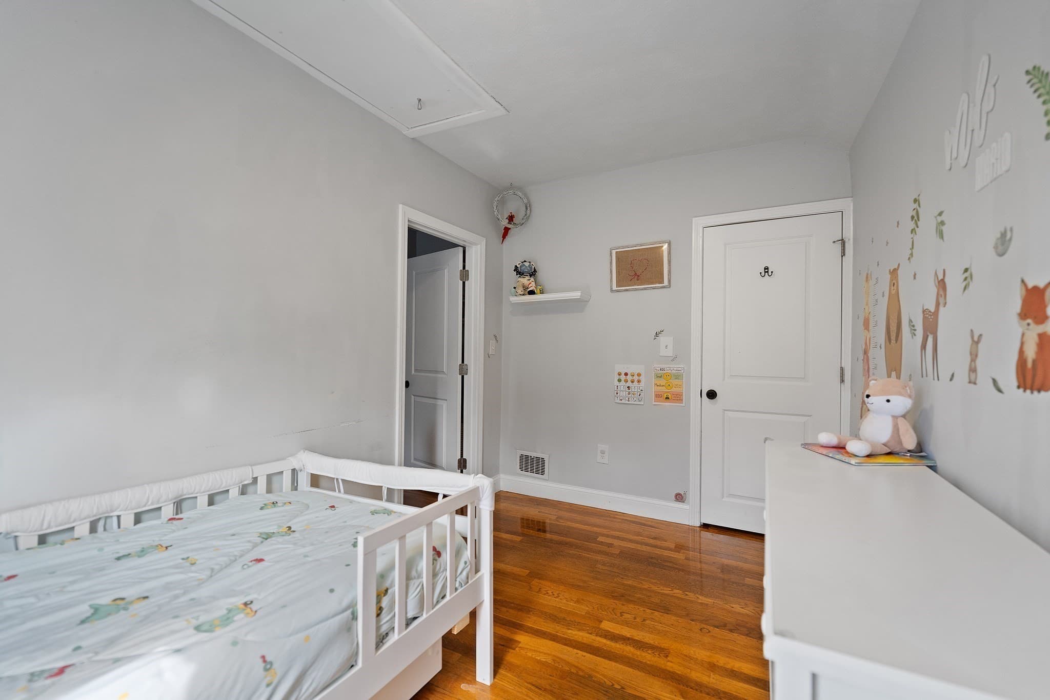 Single Family Residence at 10 Windsor Ave, Lynn MA 01902, Lynn, photo 19 of 32