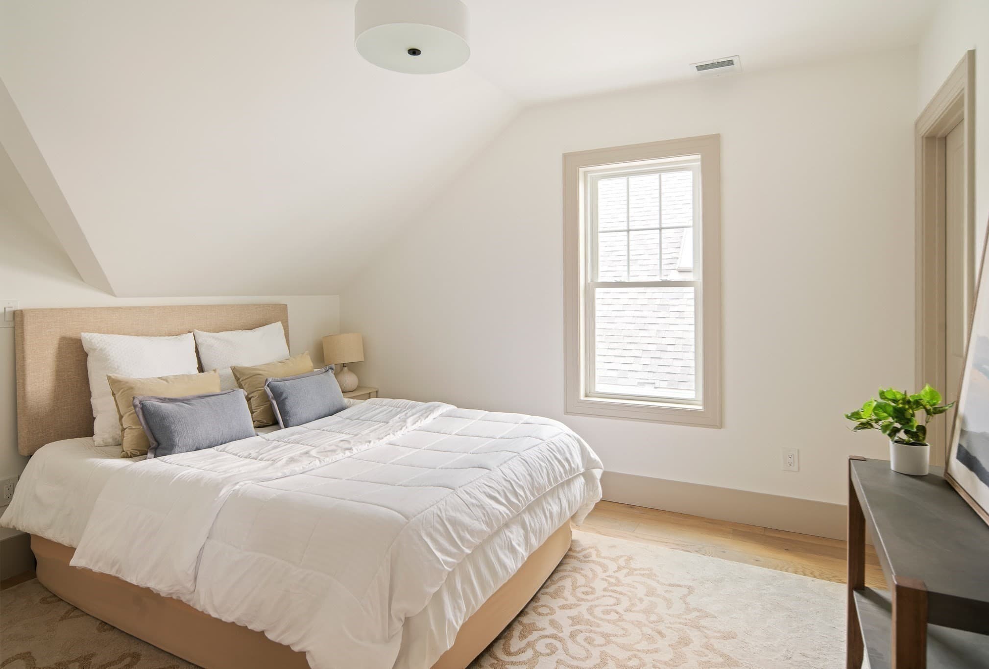 Condominium at 37 Cotting St # 37, Medford MA 02155, Medford, photo 26 of 41