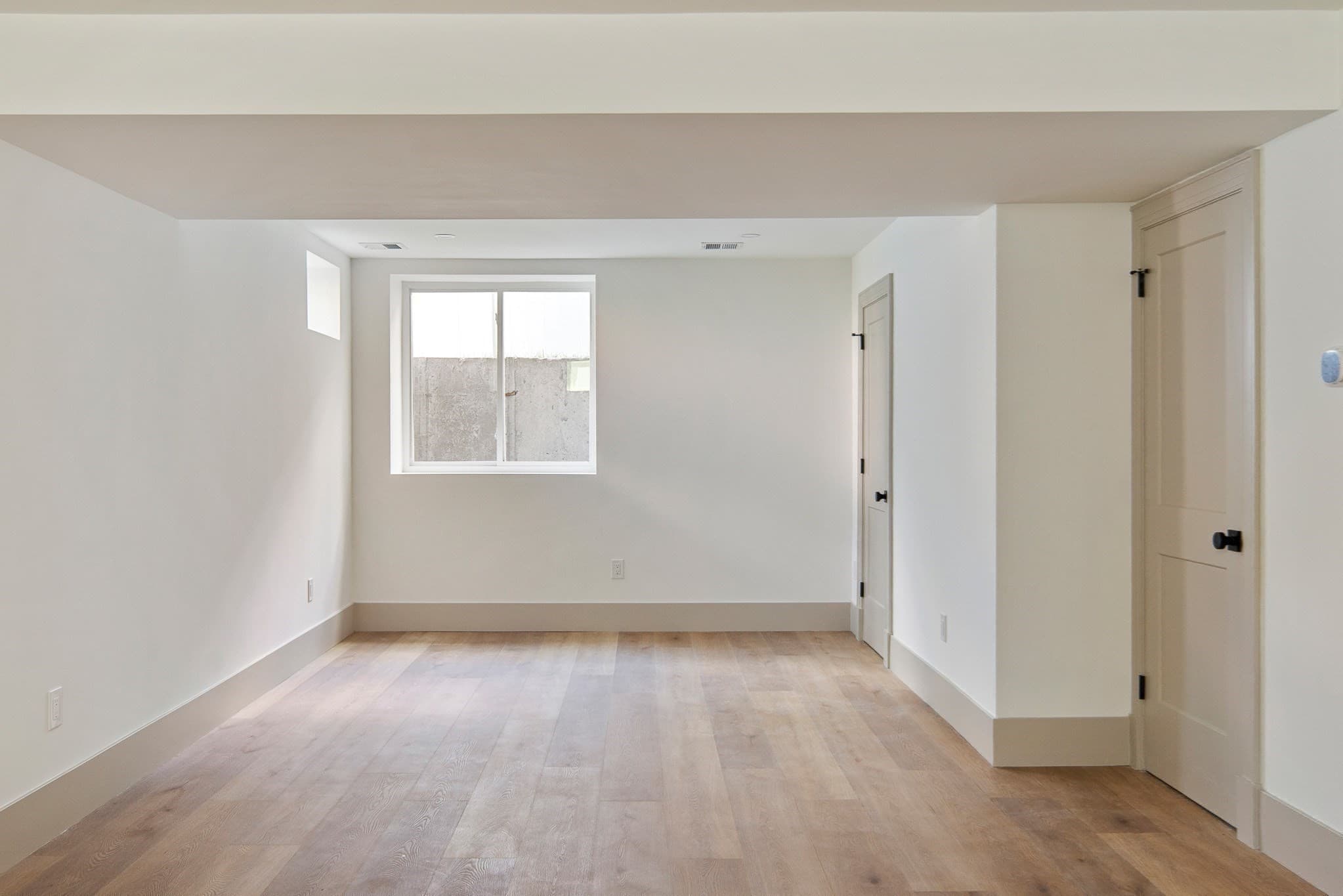 Condominium at 37 Cotting St # 37, Medford MA 02155, Medford, photo 30 of 41