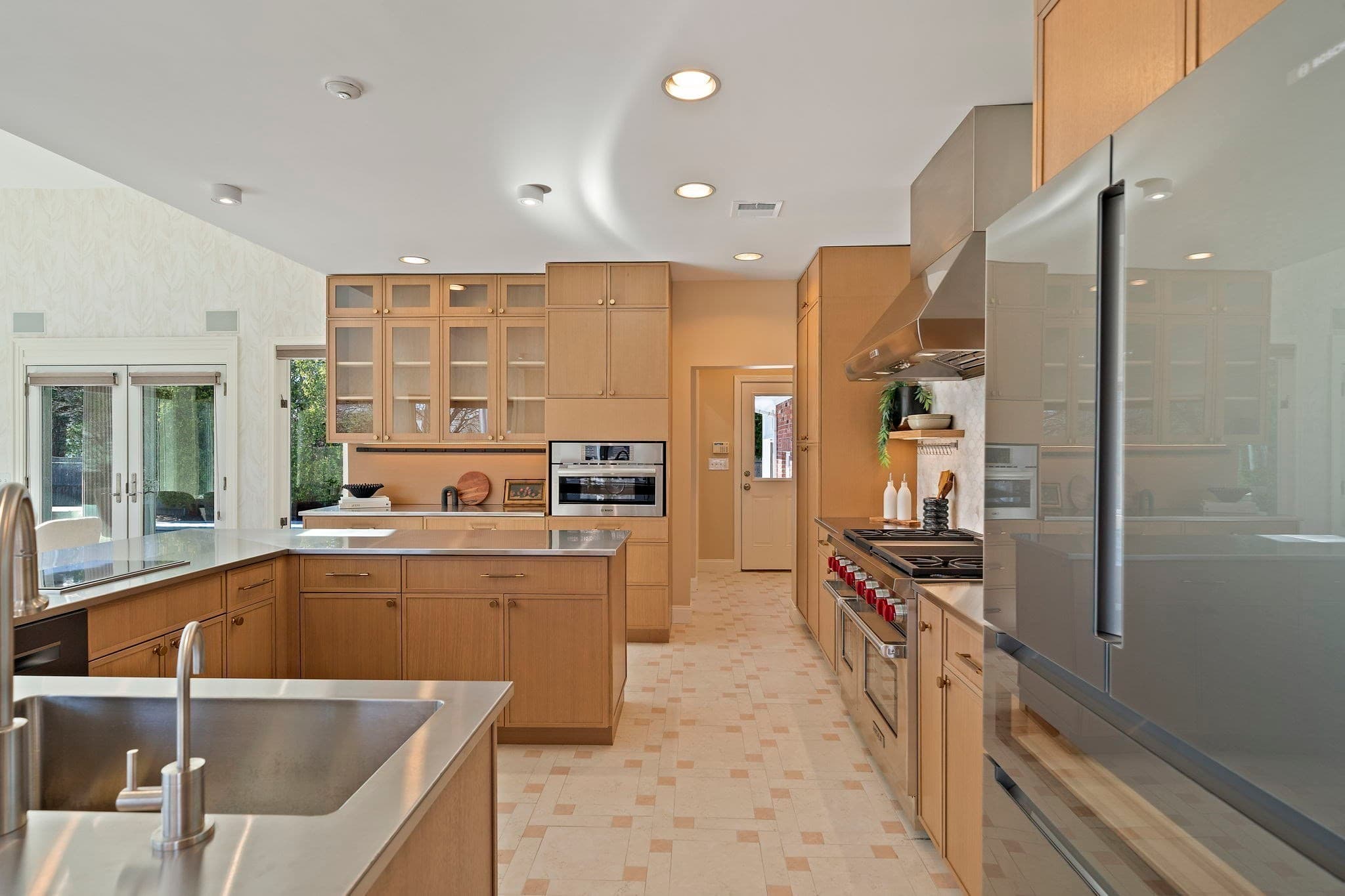 Single Family Residence at 20 Montrose St, Newton MA 02458, Newton, photo 10 of 42