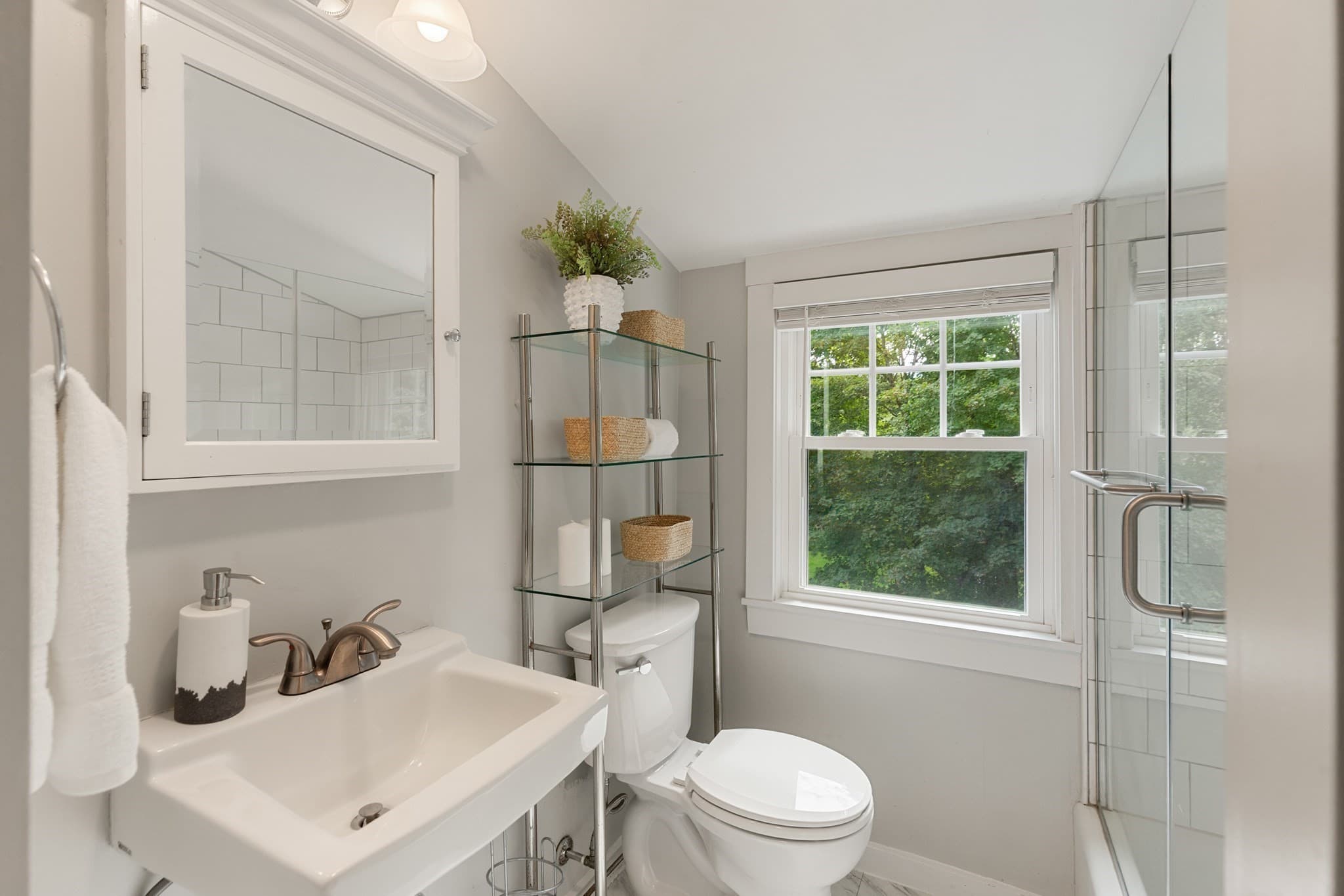 Single Family Residence at 11 Stratham Rd, Lexington MA 02421, Lexington, photo 27 of 36