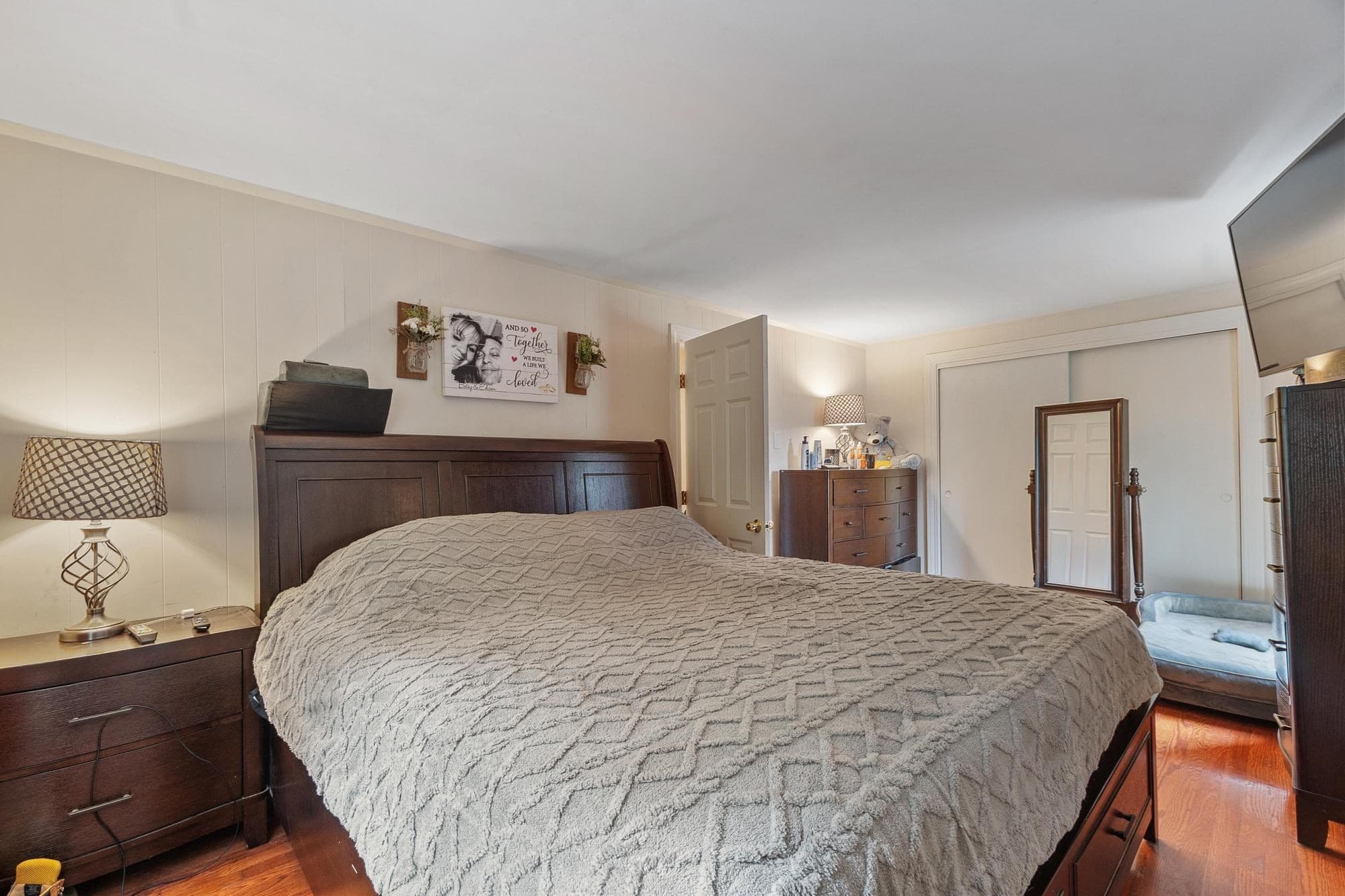 Single Family Residence at 406 Lincoln St, Fitchburg MA 01420, Fitchburg, photo 20 of 35