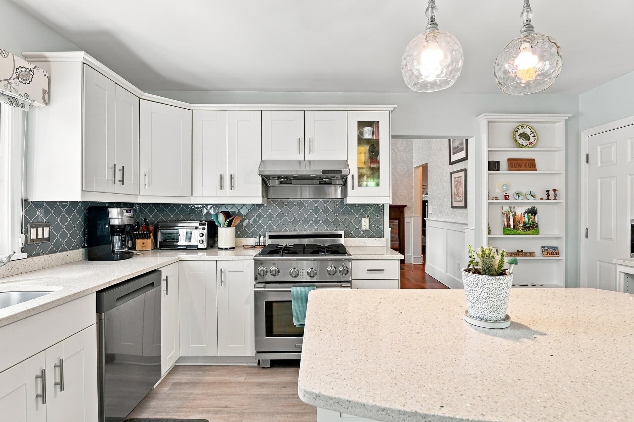 Condominium at 181 Cabot St # B, Newton MA 02458, Newton, photo 3 of 31