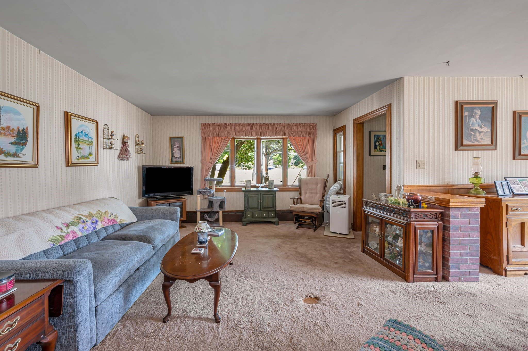 Single Family Residence at 7 Peters St, North Andover MA 01845, North Andover, photo 8 of 26