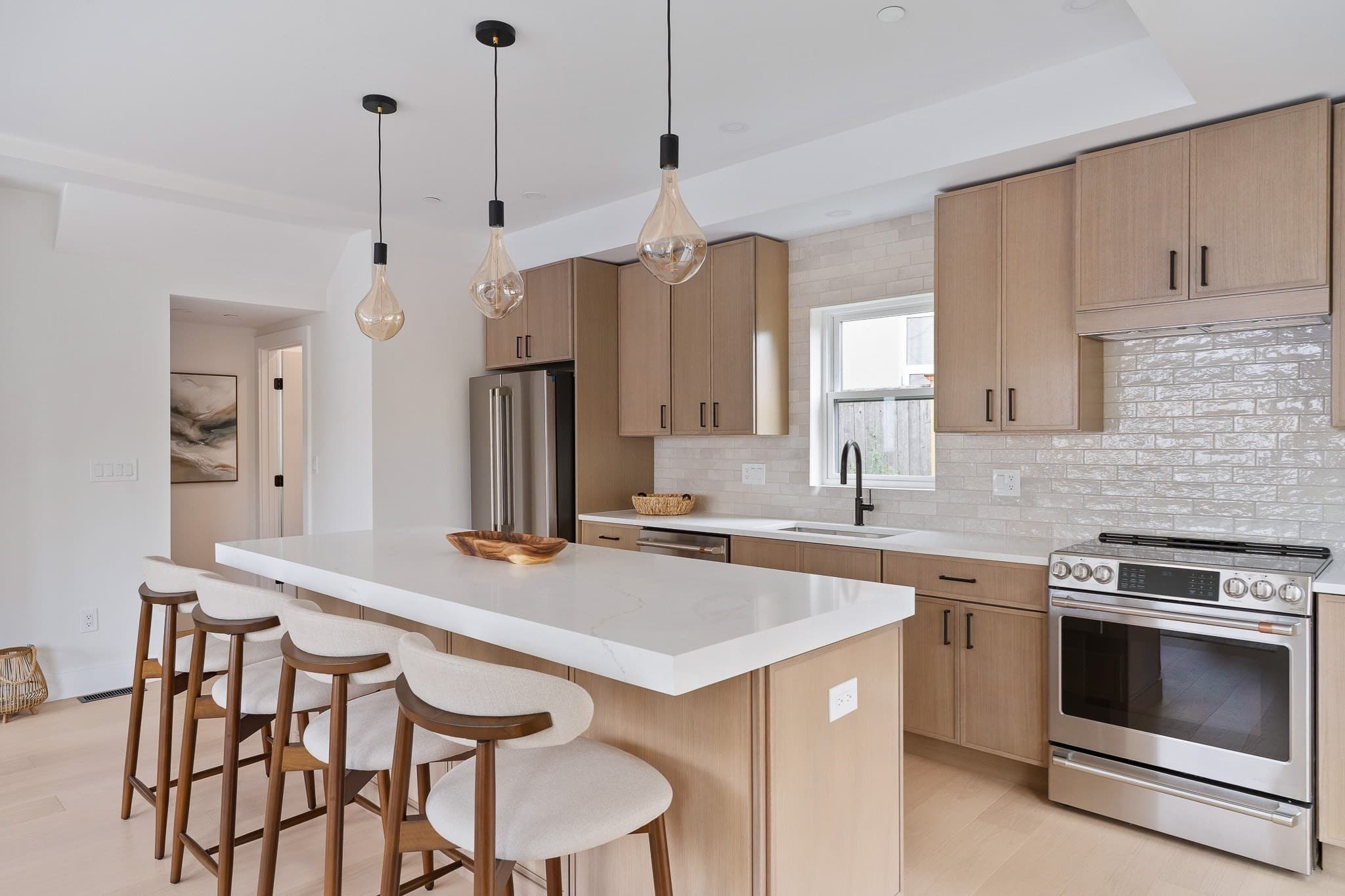 Condominium at 60 Franklin St # 3, Somerville MA 02145, Somerville, photo 3 of 32