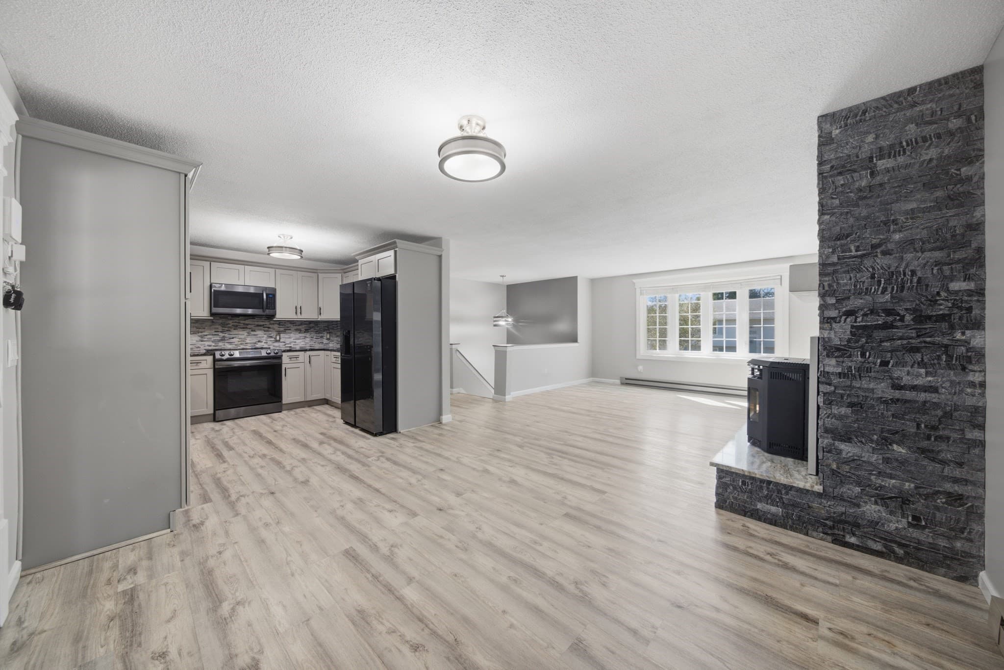 Single Family Residence at 214 Dayton Street, Chicopee MA 01013, Chicopee, photo 10 of 41