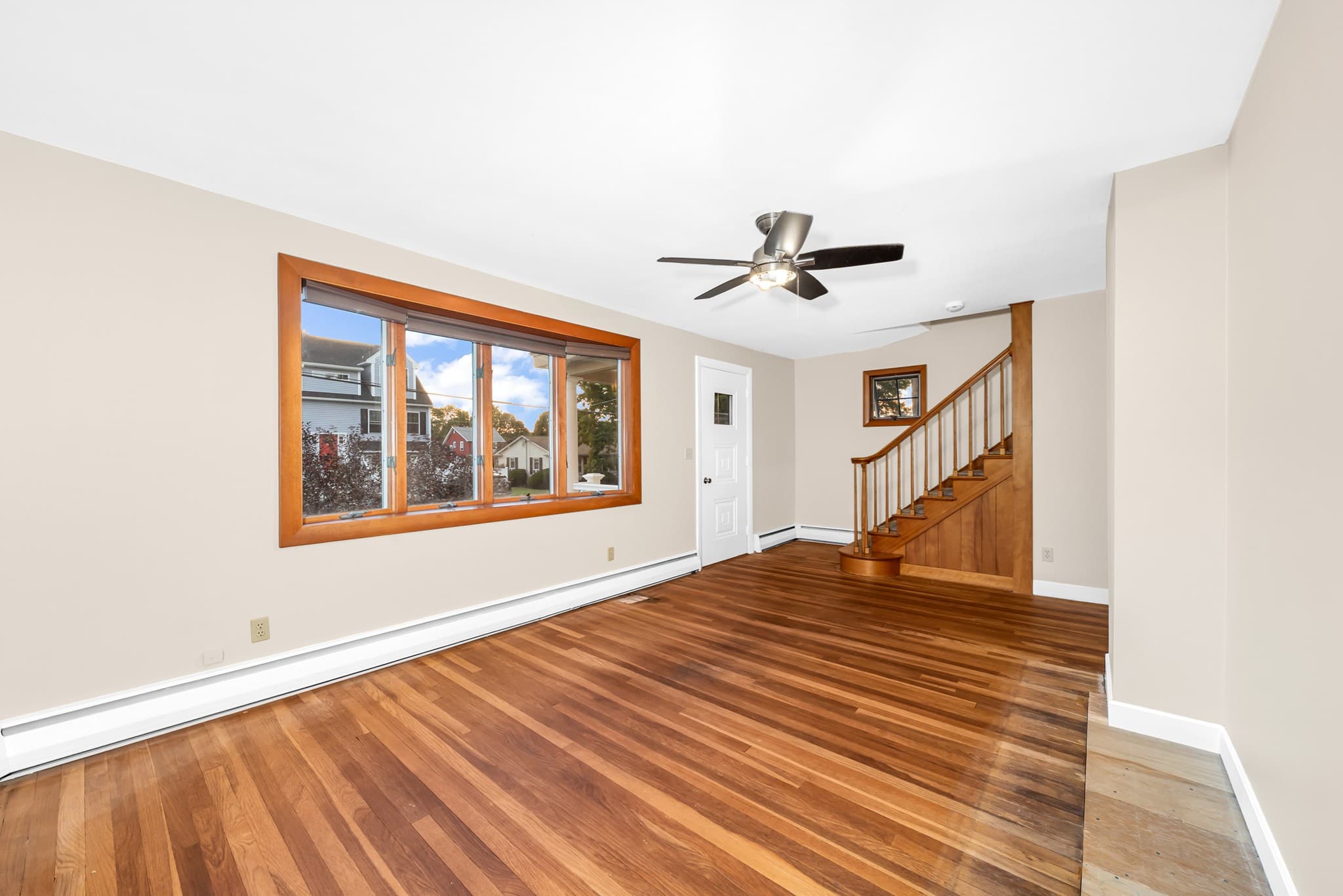 Single Family Residence at 60 S New St, Haverhill MA 01835, Haverhill, photo 5 of 35