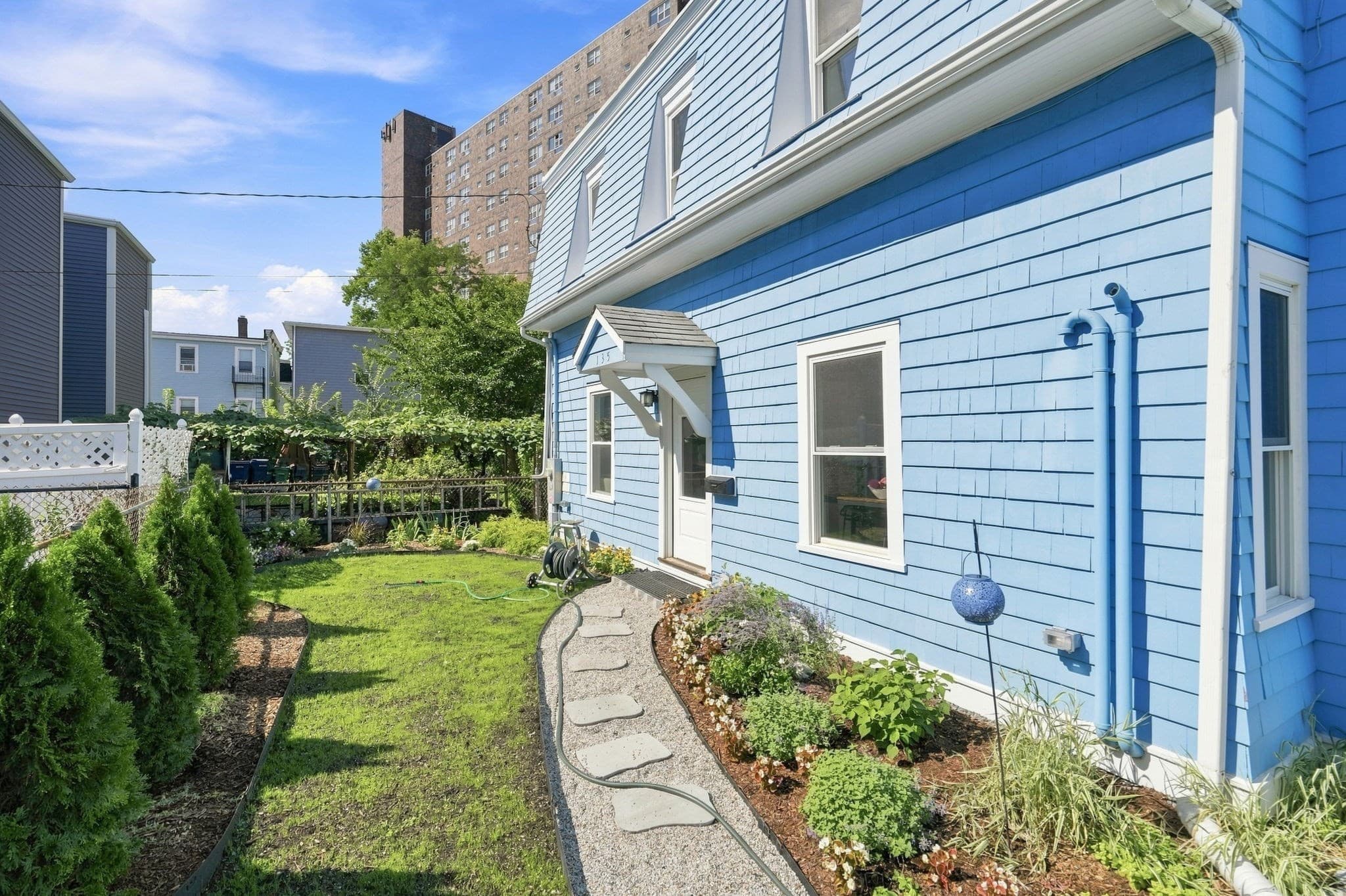 135 Tremont St, Cambridge MA 02139