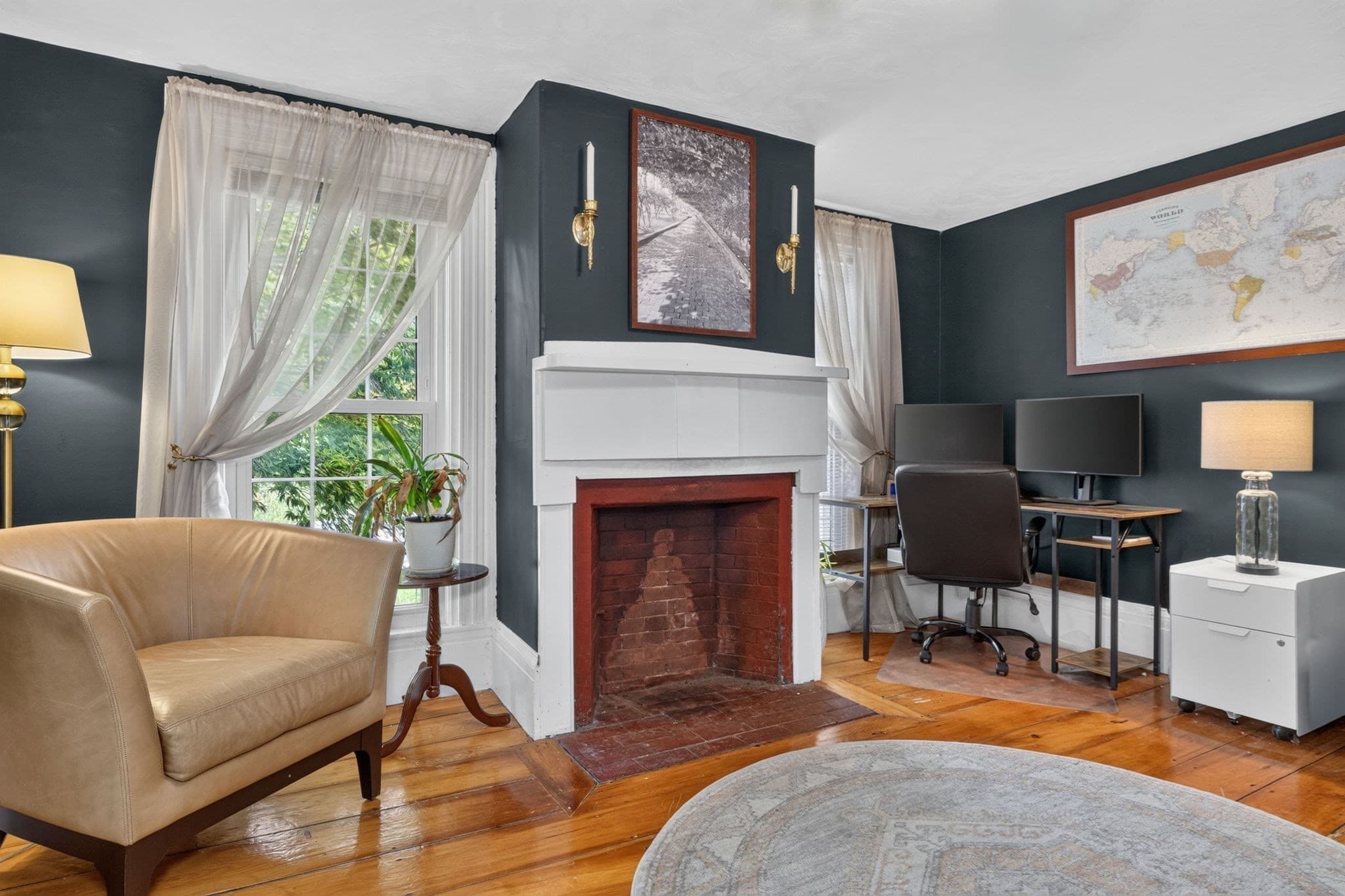 Single Family Residence at 395 Pond St, Weymouth MA 02190, photo 2 of 39