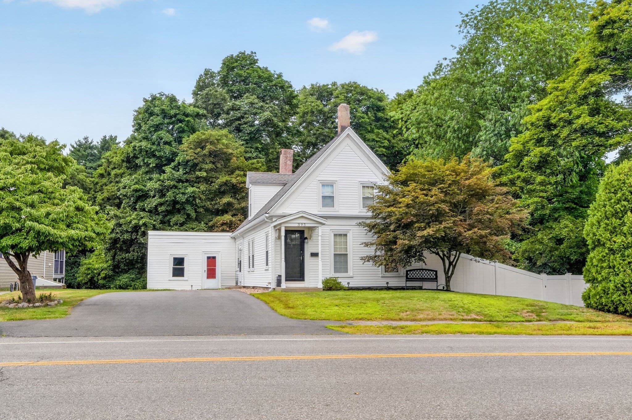 Single Family Residence at 395 Pond St, Weymouth MA 02190, photo 28 of 39