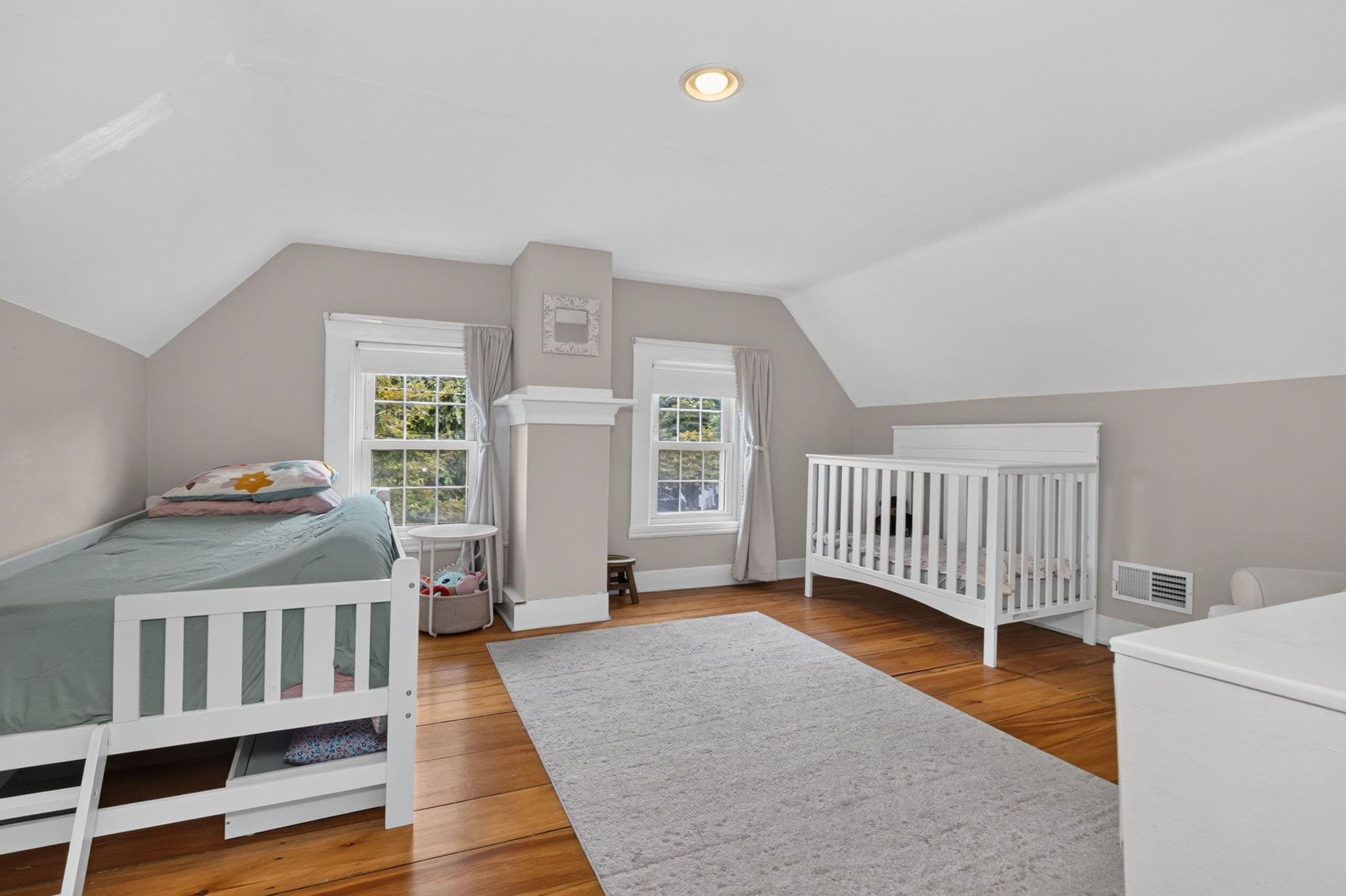 Single Family Residence at 395 Pond St, Weymouth MA 02190, photo 19 of 39