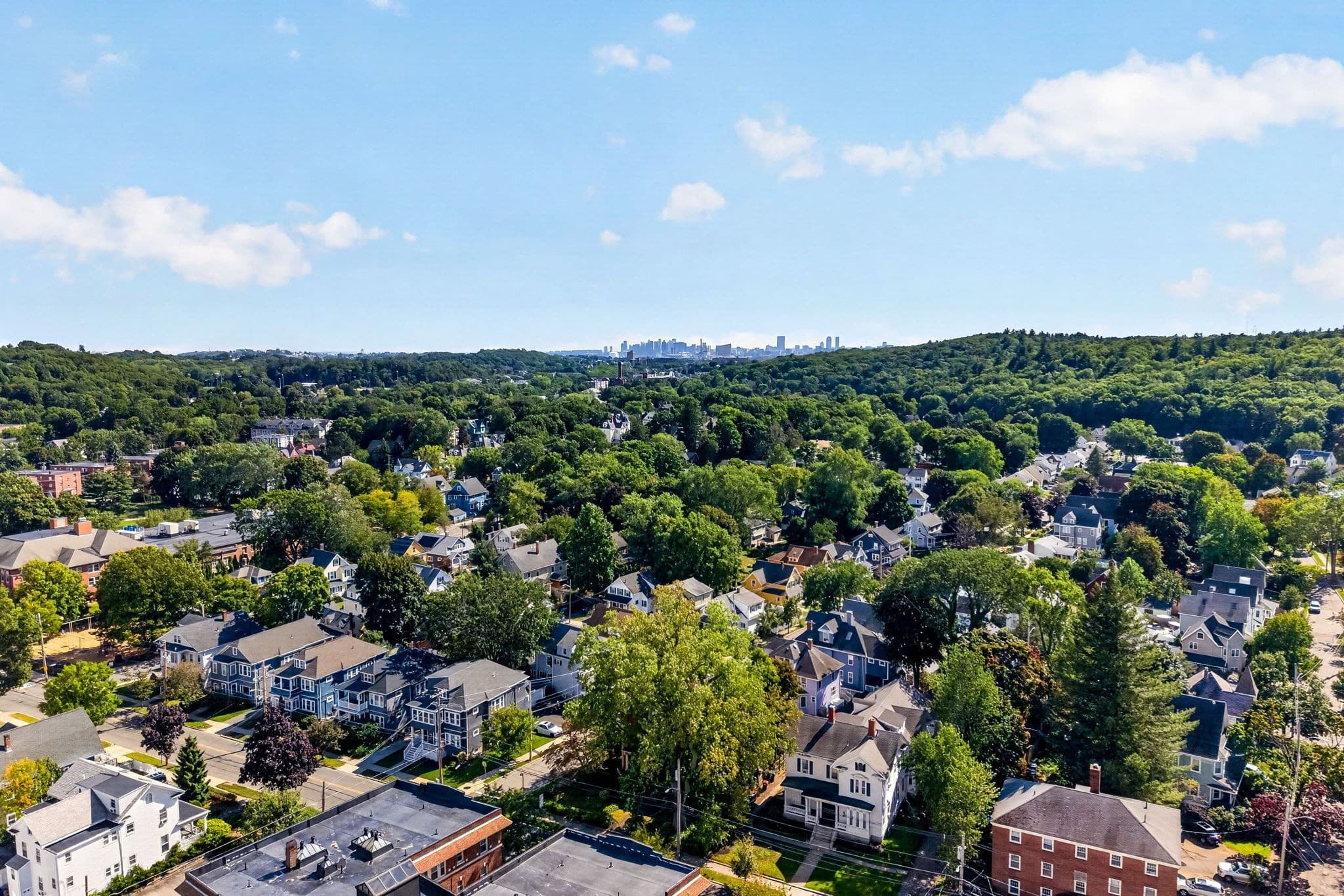 Condominium at 122 W Wyoming Ave # C, Melrose MA 02176, Melrose, photo 27 of 28
