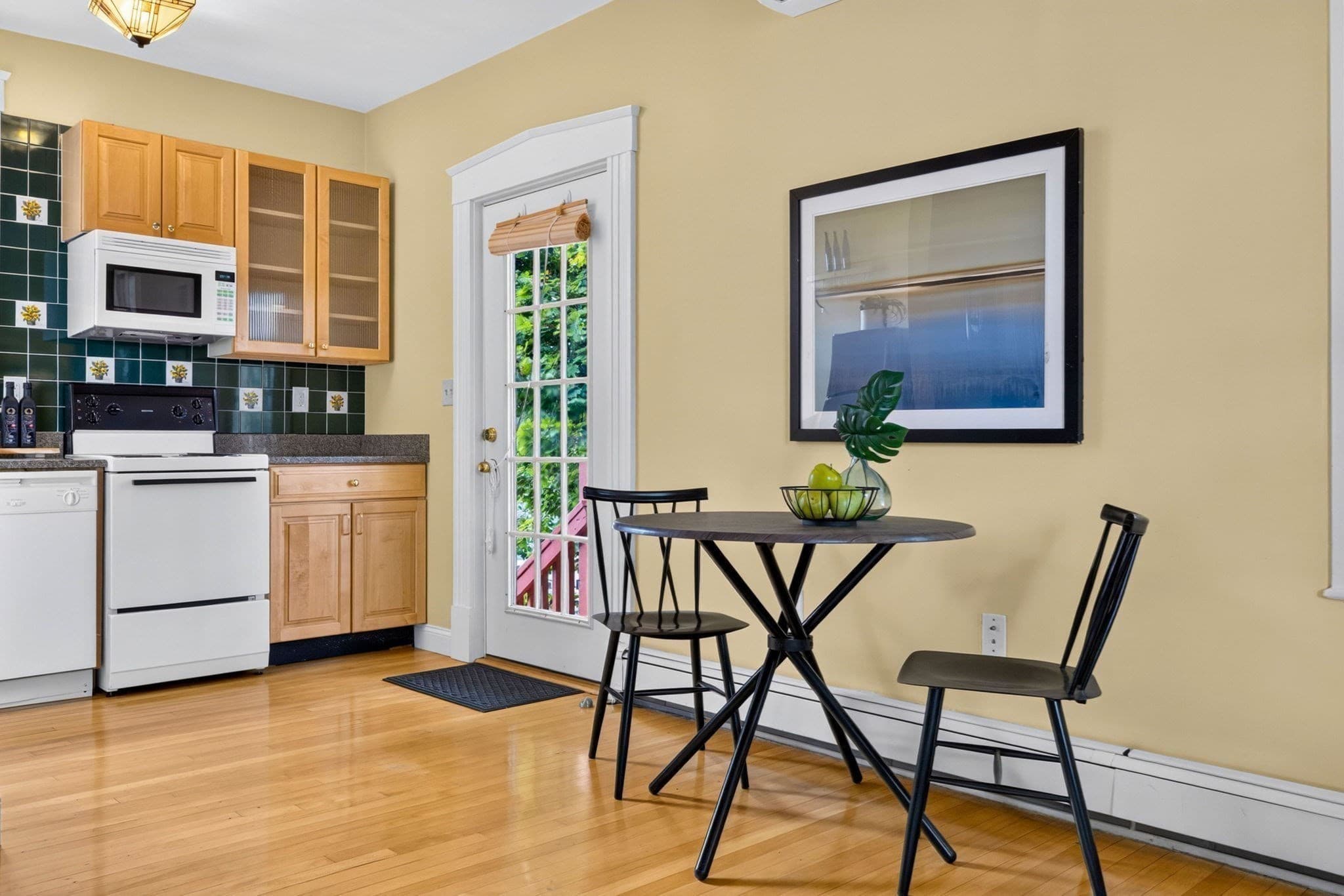 Condominium at 122 W Wyoming Ave # C, Melrose MA 02176, Melrose, photo 7 of 28