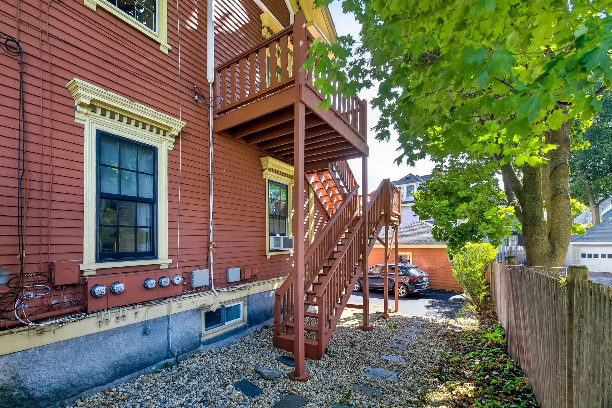 Condominium at 122 W Wyoming Ave # C, Melrose MA 02176, Melrose, photo 24 of 28