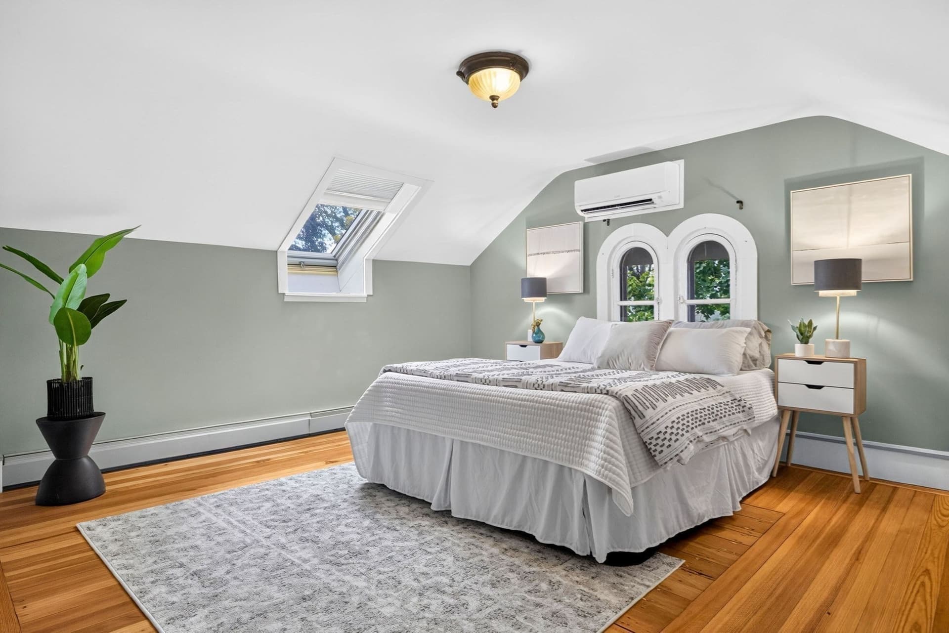 Condominium at 122 W Wyoming Ave # C, Melrose MA 02176, photo 4 of 28